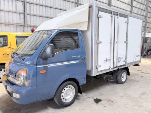 Hyundai 012 ក្រដាស់ពន្ធ
