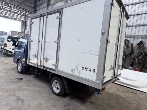 Hyundai 012 ក្រដាស់ពន្ធ