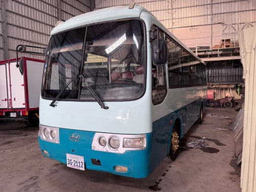 Hyundai 35កៅអី