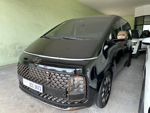 Hyundai Staria 2025 VIP 7 seats កៅអី