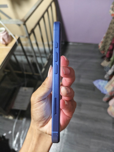 Iphone 16 lcd ថ្មី