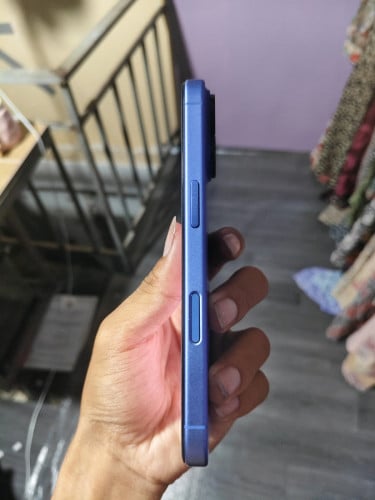 Iphone 16 lcd ថ្មី