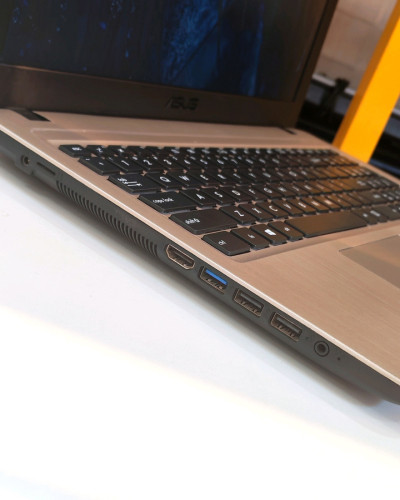 Laptop Asus X54UBR
