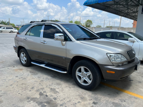 Lexus 01 ប៉ុង1 ឡានស្អាត