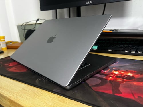 MacBook M1 Pro 16inch Ram16 Storage 512 ថ្មី 98% មិនដែលប្រើ ម្ចាស់ដើមប្រើផ្ទាល់
