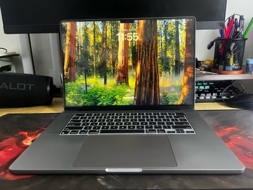 MacBook M1 Pro 16inch Ram16 Storage 512 ថ្មី 98% មិនដែលប្រើ ម្ចាស់ដើមប្រើផ្ទាល់