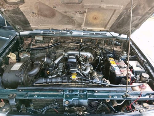 Mitsubishi Montero ឆ្នាំ95 ម៉ាស៊ីនម៉ាស៊ូត ឡានស្អាតសាច់ដែកខ្ចី មានពន្ធ លក់ធូៗ 3700 $ ចរចាបានតិចតួច