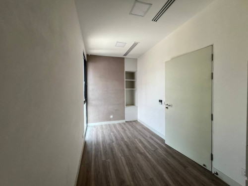 Office Space for Lease at Doun Penh (OF-162) ការិយាល័យសម្រាប់ជួល នៅដូនពេញជិតផ្សារធំថ្មី