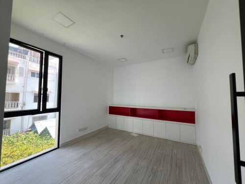 Office Space for Lease at Doun Penh  (OF-162) ការិយាល័យសម្រាប់ជួល នៅដូនពេញជិតផ្សារធំថ្មី