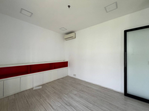 Office Space for Lease at Doun Penh (OF-162) ការិយាល័យសម្រាប់ជួល នៅដូនពេញជិតផ្សារធំថ្មី