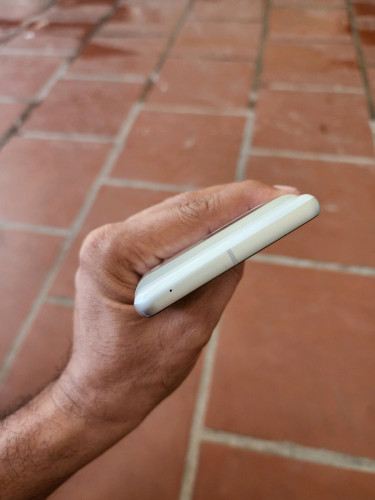 Pixel 7 8g/128g (វៃដូរបាន)👉$195