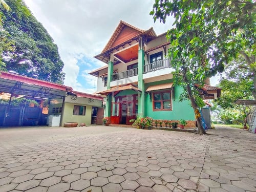 Spacious Villa 5 Bedrooms for RENT along to MEKONG River_Chroy Chongva