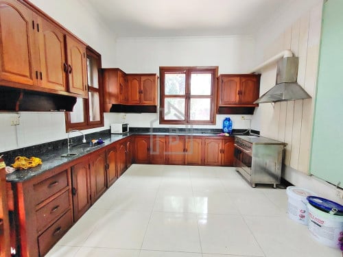 Spacious Villa 5 Bedrooms for RENT along to MEKONG River_Chroy Chongva