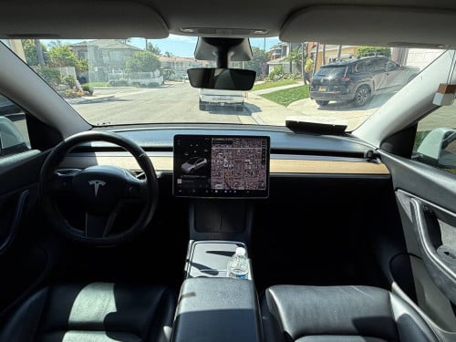 Tesla Model Y Long Range Dual Motor P2 Year2021​ ធានា​ឡាន​ស្អាត​ ទឹក​ថ្នាំ​សុីន​មួយ​ជុំ​