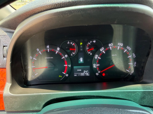 Toyota Alphard 2013 Auto3 ( ក្រដាសពន្ធថ្មី )