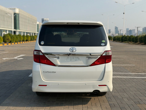 Toyota Alphard 2013 Auto3 ( កែកញ្ច្រែងឆ្វេងហ្សុីន )