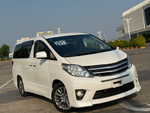 Toyota Alphard 2013 Auto3 ( កែកញ្ច្រែងឆ្វេងហ្សុីន )