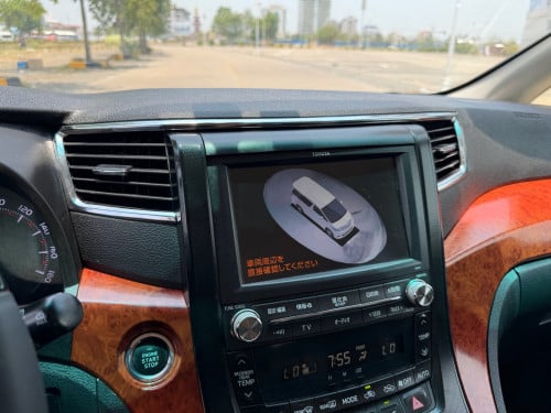 Toyota Alphard 2013 Auto3 ( កែកញ្ច្រែងឆ្វេងហ្សុីន )