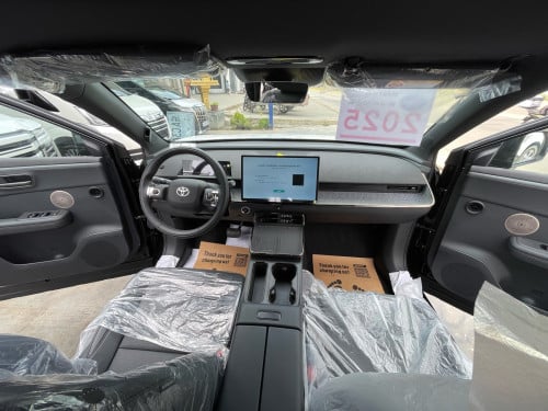 Toyota BZ3X MAX 610 km Full options 2025 Productions