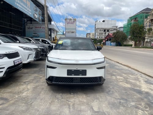 Toyota BZ3X MAX 610 km Full options 2025 Productions