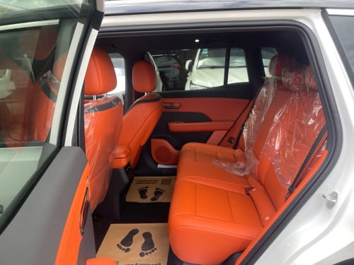 Toyota BZ3X MAX 610 km Full options 2025 Productions