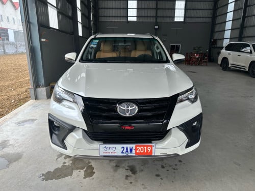 Toyota Fortuner TRD Full Option 2019