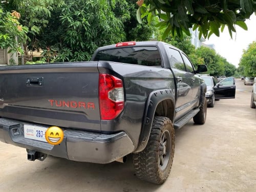 Tundra Pro Comp USA Lift Kit 6" Stage 2