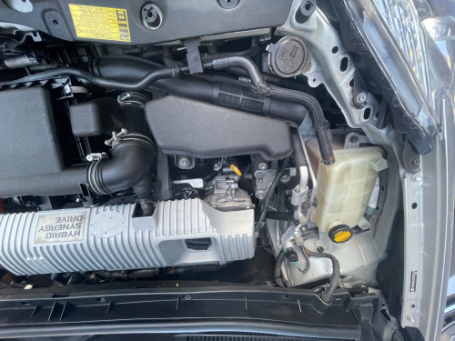 Urgent sale Toyota prius 2012 option2 up android new tax paper