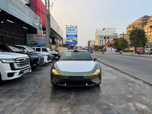 Xiaomi SU7 2024 Max 810km (Dual motors) រថយន្ត R21 EV Sport