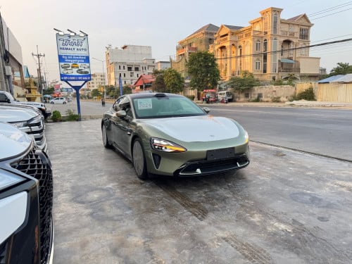 Xiaomi SU7 2024 Max 810km (Dual motors) រថយន្ត R21 EV Sport