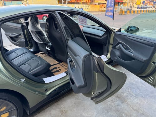 Xiaomi SU7 2024 Max 810km (Dual motors) រថយន្ត R21 EV Sport