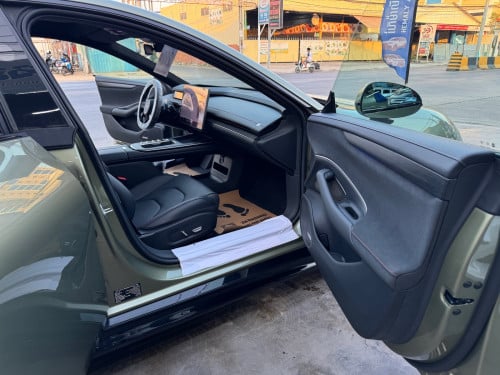 Xiaomi SU7 2024 Max 810km (Dual motors) រថយន្ត R21 EV Sport