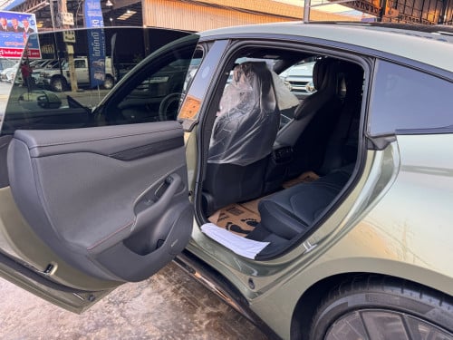 Xiaomi SU7 2024 Max 810km (Dual motors) រថយន្ត R21 EV Sport