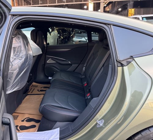 Xiaomi SU7 2024 Max 810km (Dual motors) រថយន្ត R21 EV Sport
