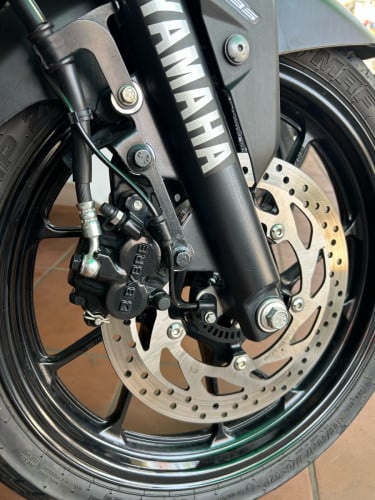 Yamaha FZ 2024y  1តឹក សន្លឹកពន្ធ ខ្ចី រំលស់សុទ្ធ100%
