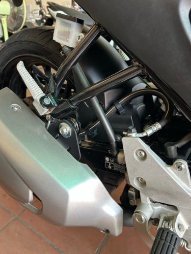 Yamaha FZ 2024y  1តឹក សន្លឹកពន្ធ ខ្ចី រំលស់សុទ្ធ100%