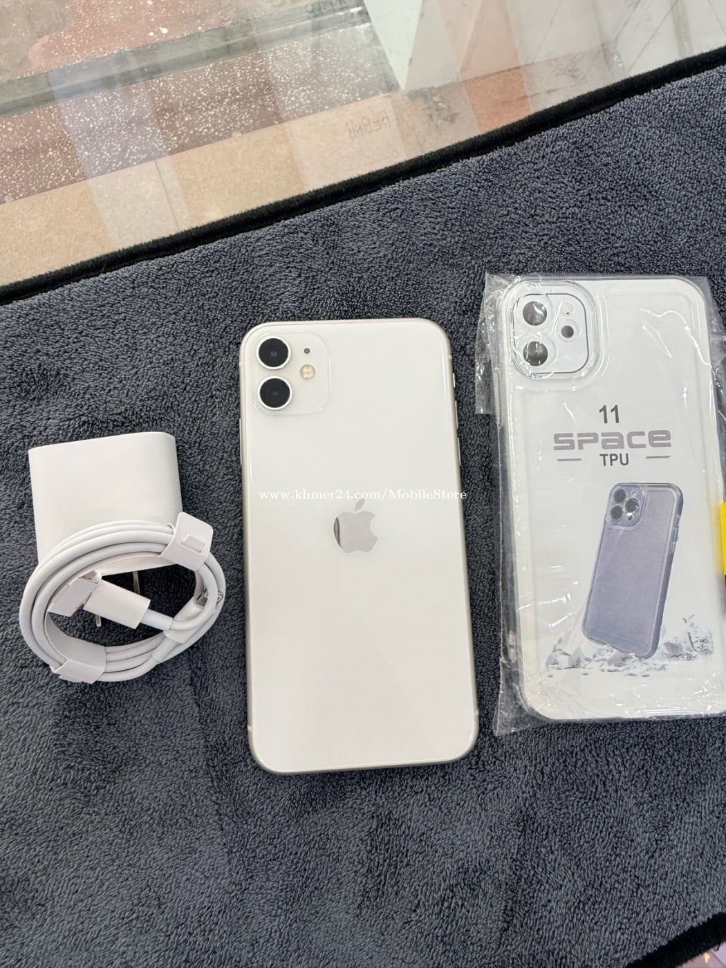 iPhone 11
