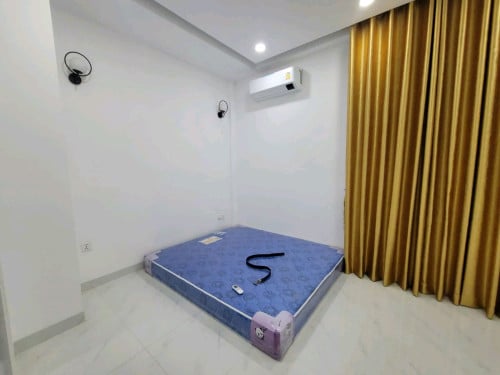 ផ្ទះល្វែងលក់បន្ទាន់