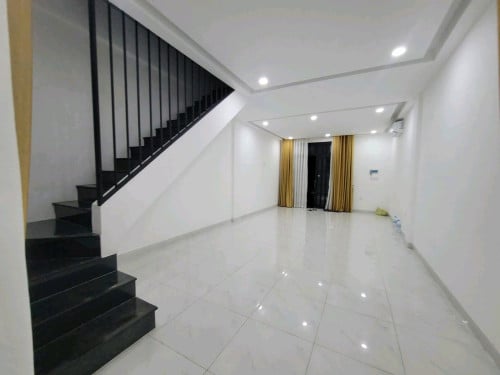 ផ្ទះល្វែងលក់បន្ទាន់