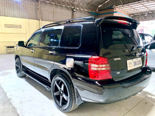 លក់03ប៉ុង1 Limited Full ឡានថ្មី ម្ចាស់ដើមទី1ធានាឡានថ្មី អត់បុកអត់ប៉ះ អត់កាត់ត អត់ច្រះទិញដាច់ វៃដូរ