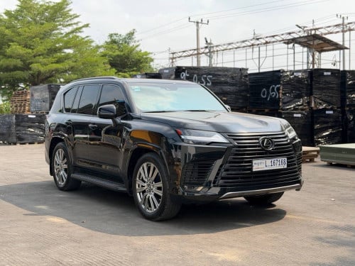 ឡាននៅ99% ដូនថ្មី4កៅអី VIP