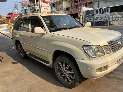 ឡានស្អាត​ Lexus 470