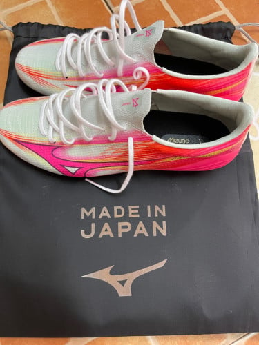ស្បែកជេីងបាល់ទាត់ Mizuno alpha 3 Elite FG