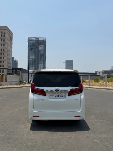 *ស្តុកថ្មី Toyota Alphard Exexcutive Loung*