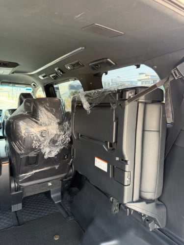 *ស្តុកថ្មី Toyota Alphard Exexcutive Loung*