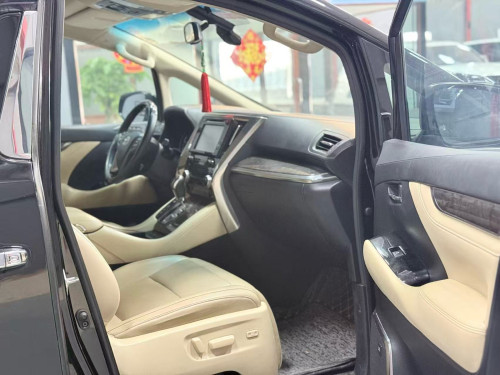 2019 Toyota Alphard