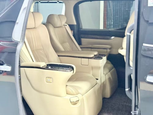 2019 Toyota Alphard
