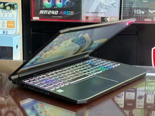 Acer Predator PT315 >>> Ci7 / 16GB / RTX 6GB