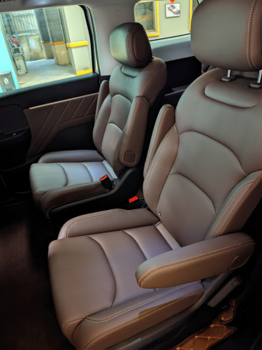 Commercial vehicle for sale/រថយន្តពាណិជ្ជកម្មសម្រាប់លក់/商务车出售