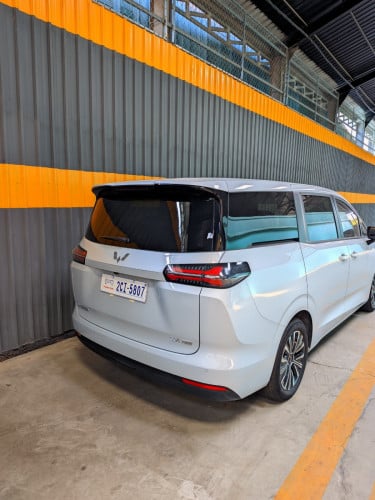 Commercial vehicle for sale/រថយន្តពាណិជ្ជកម្មសម្រាប់លក់/商务车出售